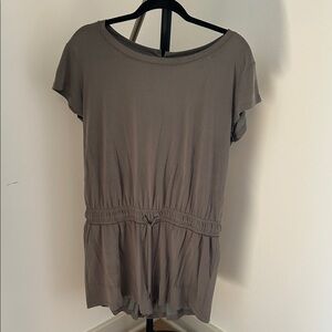 Splendid Gray Short Sleeve Romper